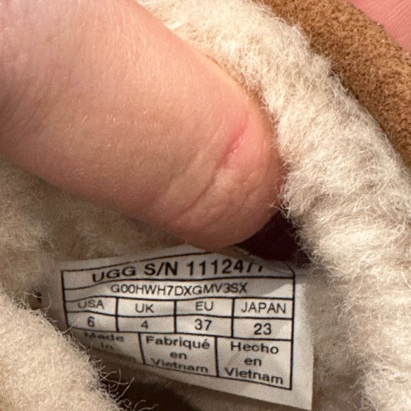 Ugg Women's Classic Weather Hiker Boots Chestnut size 6 - Picture 7 of 7